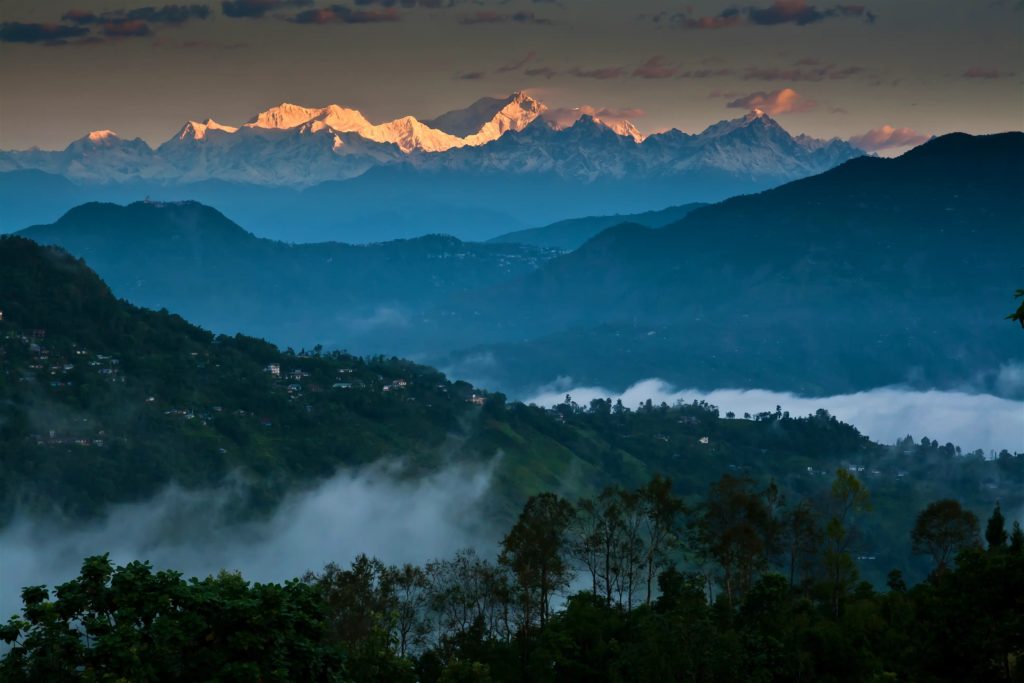 places to visit along with darjeeling