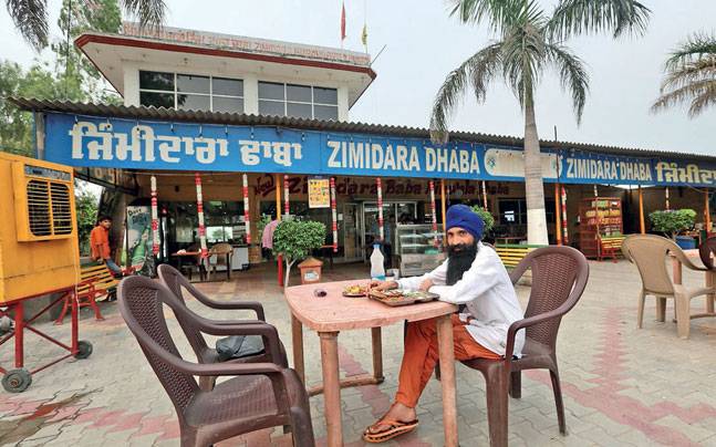 Try the Dhaba Food in punjab